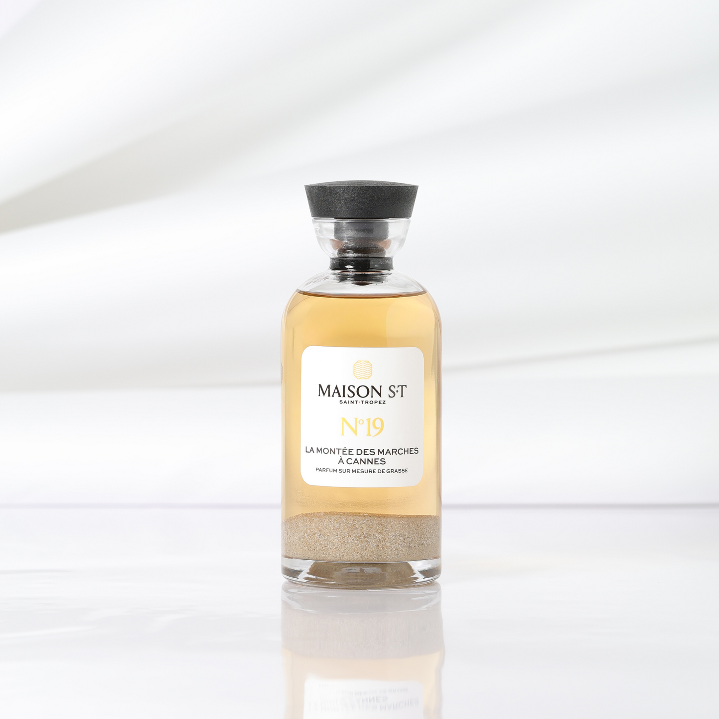 N°19 Cannes red carpet stairs