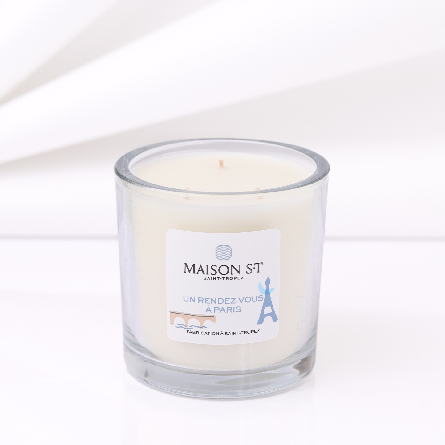 A MEETING IN PARIS - 1 kilo