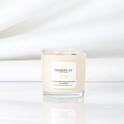 N°19 Une montée des marches, à Cannes - 1kilo