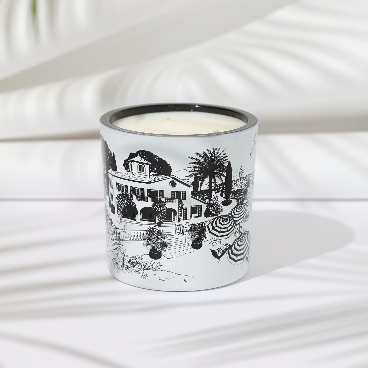 Lunch at Eden Roc - 1KG 